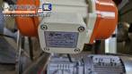Rosca alimentadora transportadora helicoidal inclinada com silo receptor em inox Maqinox