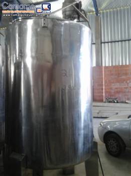 Tanque em a�o inox com camisa simples e misturador