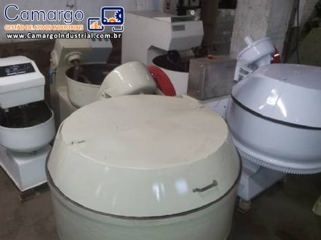 Masseiras batedeira em ao carbono