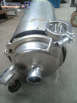 Bomba de transfer�ncia em inox sanit�ria Plumat
